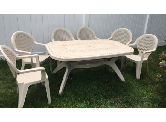 Quality Outdoor Patio Table & 6 Highback Chairs