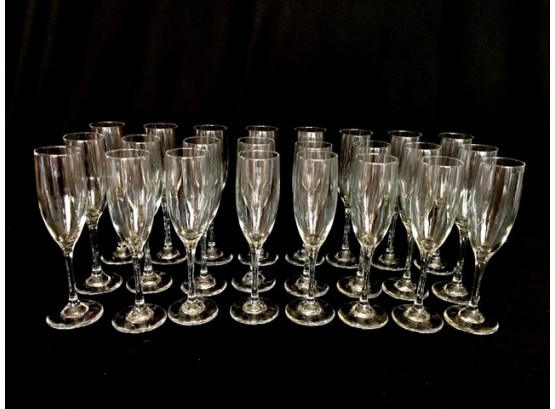24 Glass Champagne Flutes