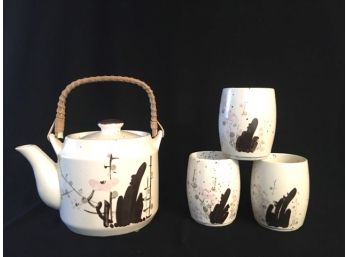 Japanese Stoneware Teapot W/ 4 Cups