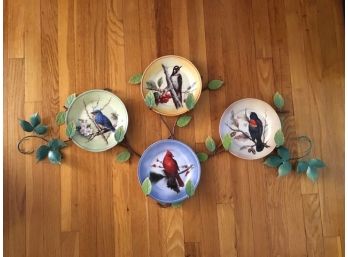 Wall Mounted Metal Plate Holder W/ 4 Collectable Plates
