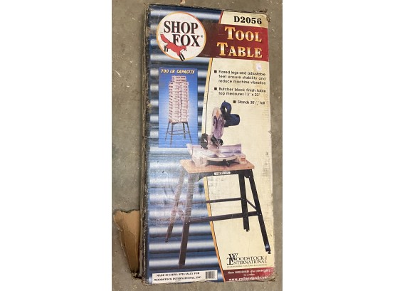 Shop Fox Tool Table
