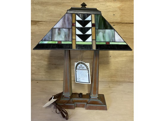 Quoizel Collectibles Lamp With Glass Shade
