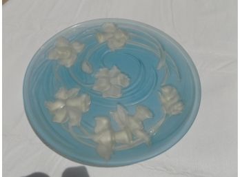 Frosted Blue And White Daffodil Plate