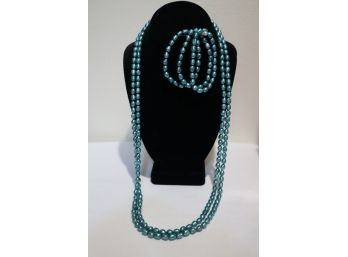 Real Pearl Necklace Light Blue Colored 32' No Clasp With 3 Matching Pearl Stretch Bracelets