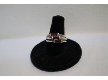 925 Sterling Silver With Red Stones Ring Signed 'CNA' Thailand Size 7