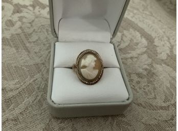 Vintage 10K Yellow Gold And Seed Pearl Cameo Ring - Lot #7