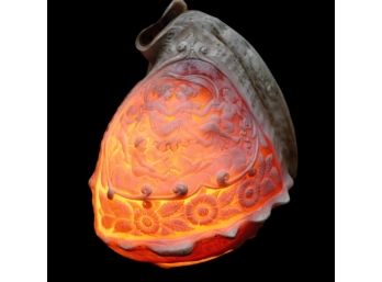 Astonishing Beautiful Hand Carved Romantic Conch Shell  Accent Table Lamp On Tripod Base