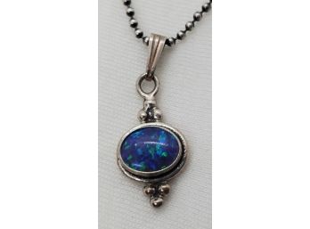 16' Sterling Silver Necklace With A Beautiful Blue And Green Stone - 4.25 Grams