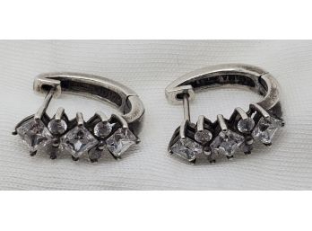 Pair Of Vintage Sterling Silver Tourmaline Gemstone Earrings ~ 5/8' ~ 4.84 Grams