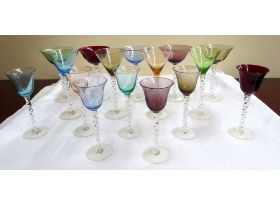 Mixed Lot Of 15pcs Twisted Crystal Stems, Colored Top Cordials, Sherry Glasses, Small Wines.