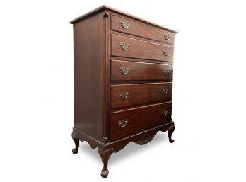 A Traditional Mahogany Chest Of Drawers