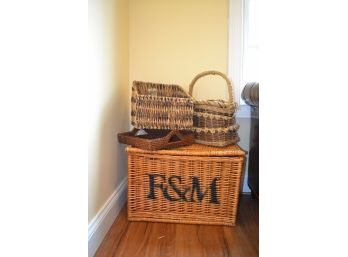 Lot Of Baskets/Woven Tray