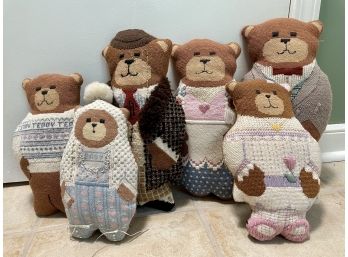 Exquisite Handmade Needlework Bear Family