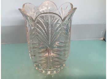 Vintage Crystal Palm Leaf Vase Ruffle Rim Vase (8 1/2 Inches In Height)