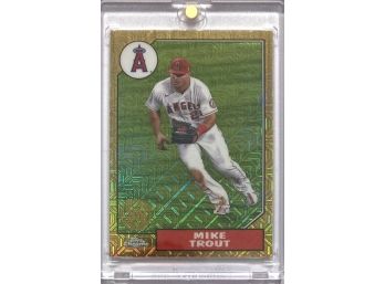 Mike Trout 2022 Topps Series 2 Yellow Chrome Mojo Refractor
