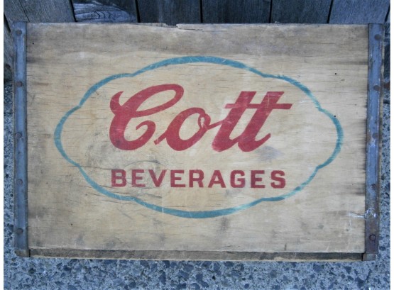 Vintage 'Cott' Soda Crate Montreal Canada