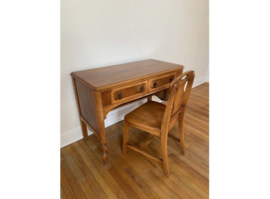 Beautiful Handmade Wood Desk 40x20x30' And Chair 17x16x33'