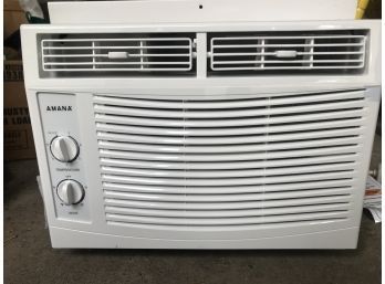 Amana Window A/C Unit 16x14.5x12 Air Conditioner