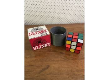 Vintage James Industries Slinky In Original Box And Rubik's Cube