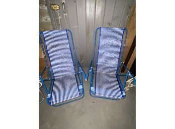 Pair Of Blue And White Beach Chairs Lawn Chairs 22x19x10seat33 Back
