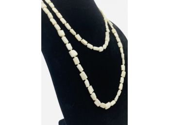Vintage Mother Of Pearl Necklace.