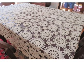 Vintage Crochet Bedspread Tablecloth Pinwheel