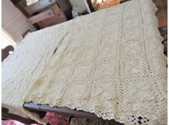 Vintage 2 Crochet Bedspreads Coverlets Tablecloth