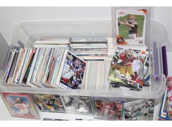 Fun Football Card Plastic Box Full, Over 800 Cards And Some Stars HOF