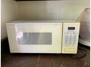 A Kenmore Microwave Oven