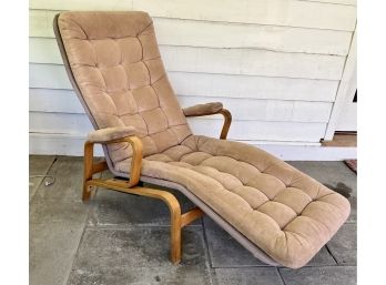 A Vintage Mid-Century Bruno Mathsson Bent Plywood Upholstered Sun Lounger