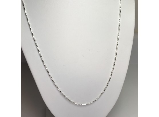 Very Pretty Sterling Silver / 925 Necklace - Made In Italy - Unusual Twisted Box Style Chain - Lots Of Sparkle