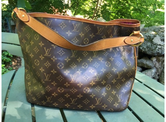 Fabulous LOUIS VUITTON Model Name Delightful - Hobo Style Purse - Size MM - Absolutely Guaranteed Authentic !