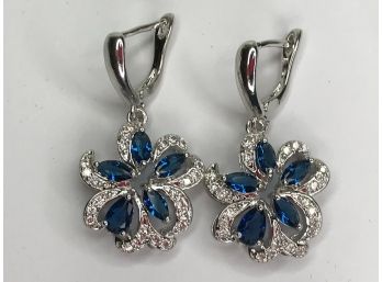 Very Pretty 925 / Sterling Silver Earrings With Blue & White Sapphires - Floral Style - Brand New - Never Worn
