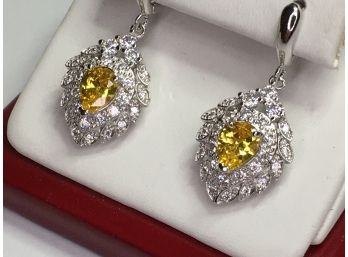 Wonderful 925 / Sterling Silver Earrings With Intense Sparking Yellow & White Topaz - Brand New Never Worn