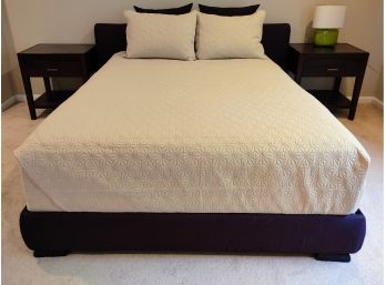 Queen Size Upholstered Platform Bed W/ Headboard