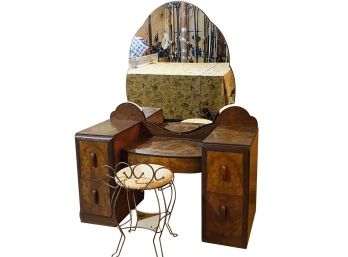 Vintage Vanity Table With Mirror And Bench Seat