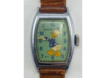Vintage 1940s Ingersoll Donald Duck Disney Watch