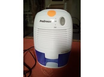 ProBreeze 1200 Ft. Dehumidifier, Model No. Pb-02-us, 21W, One Retail Group, Ryland House, London