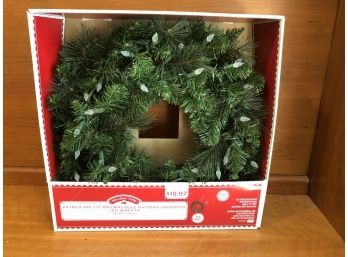 24inch Pre Lit Battery Operated Wreath