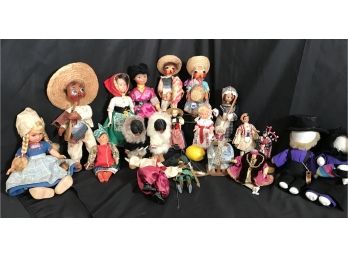 20pc Large LOT - Dolls Of The World Collection