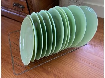 12 Jadeite Dinner Plates In Great Vintage Dish Rack
