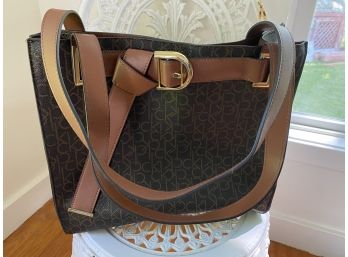Calvin Klein Gorgeous Purse With Attached Zipper Bag Inside