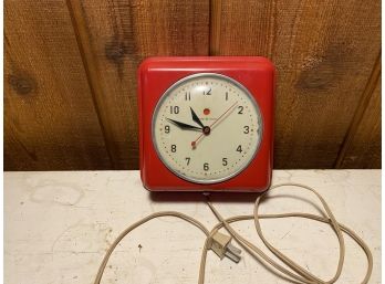 Vintage General Electric Wall Clock -  Tested, Works