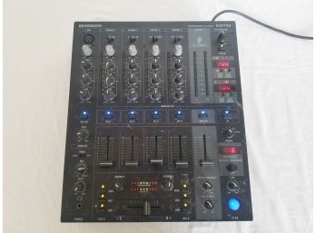 Behringer DJX750 Professional DJ Mixer
