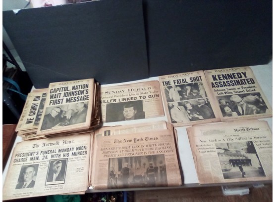 NY Times, Daily News, NY Herald Tribune, & Norwalk Hour Vintage Kennedy Assassination News   CART