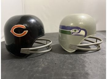 Pair Of Laich Small Plastic Nfl Helmets B1
