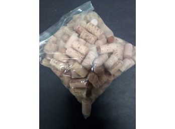 Large Lot Of Wine Corks For Crafts - Ready For Your DIY   C3
