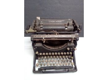 Antique Underwood Manual Typewriter, As Is, Circa 1900   B5