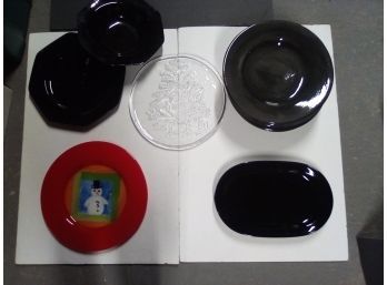 Mikasa Black Dishware, 10 Dark Grey Pottery Barn  Dinner Plates The Cellar, The Dibbern & Glass Platters  CVBK
