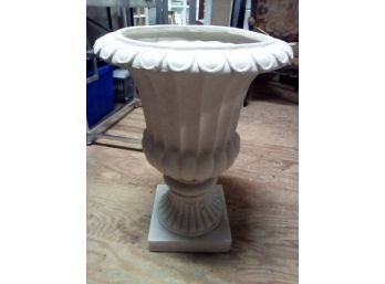 Gorgeous Weighted Resin Style Tall Lawn & Garden Urn    CVBK